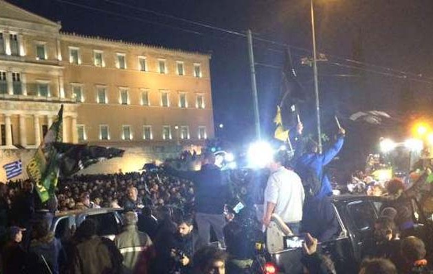 Χιλιάδες αγρότες και τρακτέρ στο Σύνταγμα (φωτογραφίες)