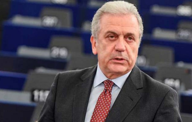 Αβραμόπουλος: Προτεραιότητα είναι η αντιμετώπιση της παράτυπης μετανάστευσης