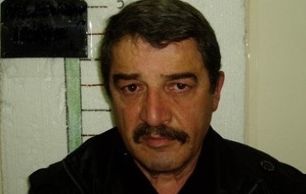 Καμαρώστε τον δάσκαλο – τέρας που ασέλγησε στην 8χρονη μαθήτριά του