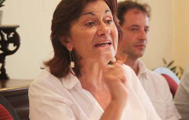 Δέσμευση Φωτίου για πληρωμή συμβασιούχων