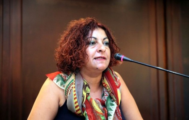 Κακοποιήσεις ζώων στις κινητοποιήσεις αγροτών καταγγέλλει η Ιγγλέζη