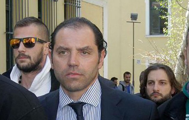 Mία προφυλάκιση για τους εκβιασμούς – Ελεύθεροι με εγγύηση οι άλλοι δύο