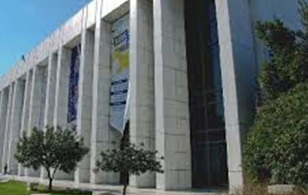 Στο Δημόσιο η περιουσία και τα χρέη του Μεγάρου Μουσικής