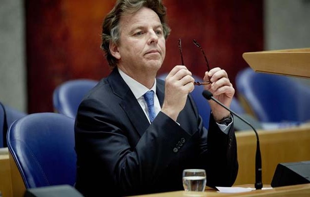 Ολλανδός υπουργός:  Ο Τσίπρας δεσμεύθηκε για τη δημιουργία 50.000 θέσεων υποδοχής