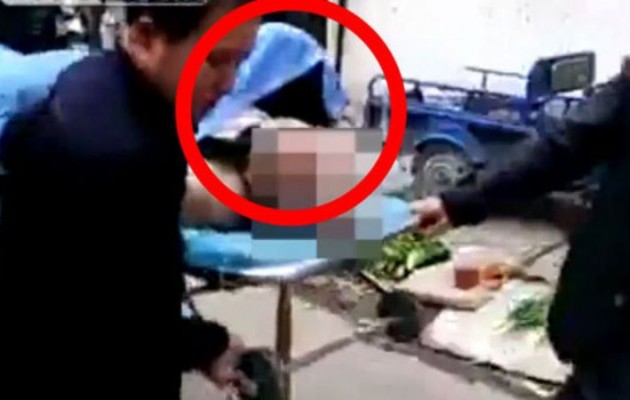 ΣΟΚ! Συνταξιούχος πέθανε ενώ το “έκανε” με ιερόδουλη και… κόλλησε μέσα της (βίντεο)