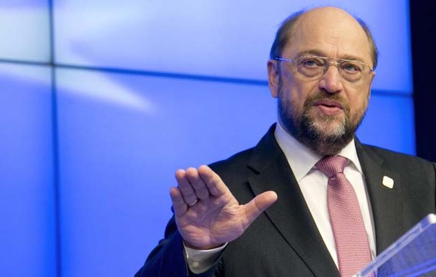 Σουλτς: Πρέπει να δοθεί κάθε ανθρωπίνως δυνατή βοήθεια στην Ελλάδα