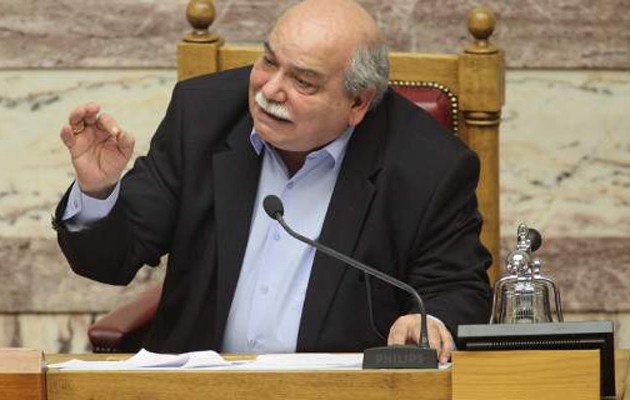 Γιατί νοσηλεύεται στο Γενικό Νοσοκομείο Αεροπορίας ο Βούτσης