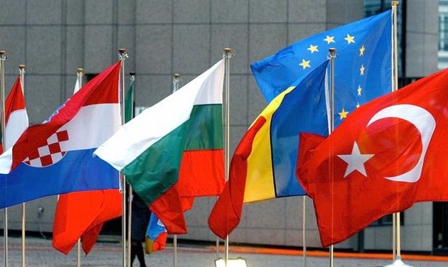 DPA: Λίγες οι πιθανότητες επιτυχίας της Συνόδου ΕΕ-Τουρκίας