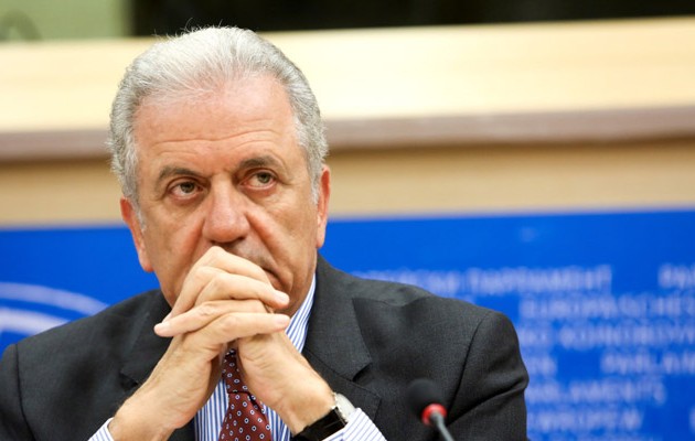 Αβραμόπουλος: Δεν έχουμε συμφωνήσει για αναδιανομή μεταναστών σε χώρες της ΕΕ