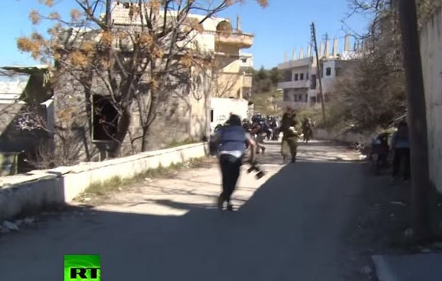 Ποιος Έλληνας δημοσιογράφος κόντευε να σκοτωθεί από πυραύλους τζιχαντιστών (βίντεο)