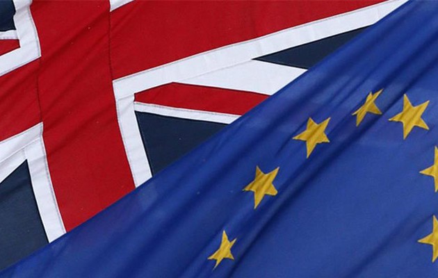 Μπαρνιέ: Οι διαπραγματεύσεις για το Brexit θα ολοκληρωθούν μόνο αν συμφωνήσει το Λονδίνο