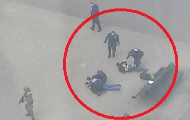 Συλλήψεις υπόπτων έξω από σταθμό Μετρό στις Βρυξέλλες (φωτο)