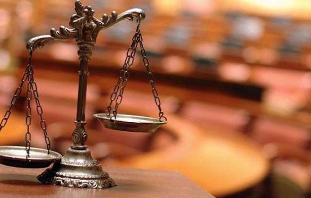 Oι νέοι Δικηγόροι φοβούνται ανατροπή του πολιτεύματος