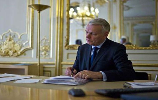 Γάλλος υπουργός Εξωτερικών: Η Μέρκελ έχει δίκιο για τα ανοιχτά σύνορα