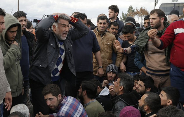 Αναλαμβάνει ο στρατός στην Ειδομένη για να αποφευχθούν τα χειρότερα