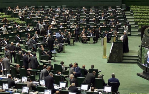 Ιρανός βουλευτής: Το κοινοβούλιο δεν είναι χώρος για γαϊδάρους και γυναίκες