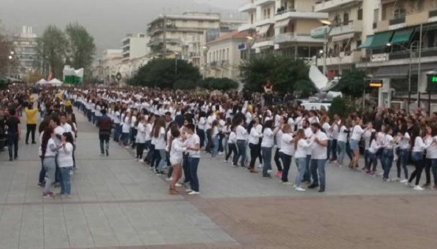 Νέο ρεκόρ Γκίνες στην Καλαμάτα – Διαβάστε πώς και γιατί (βίντεο)