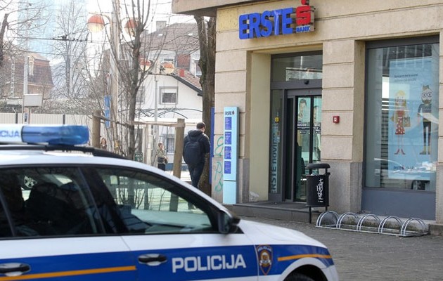 Aνάπηρος σε καροτσάκι λήστεψε τράπεζα στο Ζάγκρεμπ!
