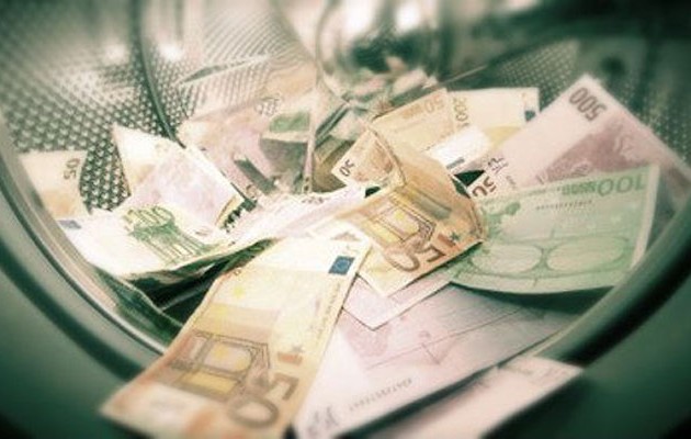 150 Έλληνες ύποπτοι για ξέπλυμα “μαύρου” χρήματος