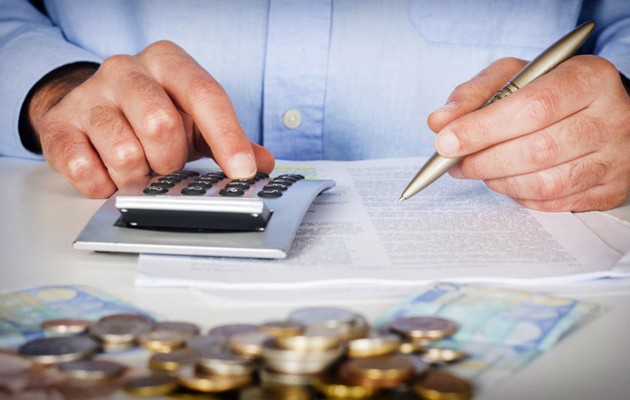 Στο νόμο Κατσέλη και οι οφειλές στο Δημόσιο