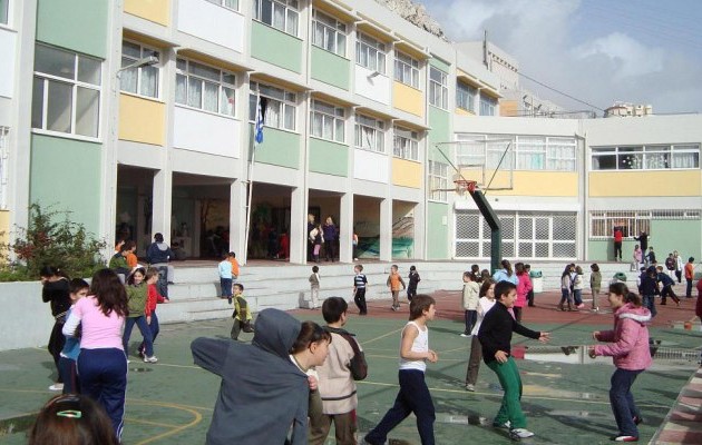 Χωρίς πιστοποιητικό γέννησης πλέον η εγγραφή  στο σχολείο