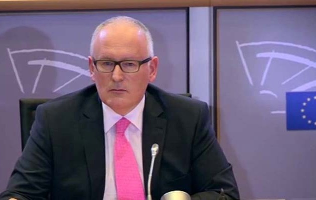 Κριτική σε Ελλάδα – Ευρωπαίους για το προσφυγικό από τον αντιπρόεδρο της Ε.Ε.