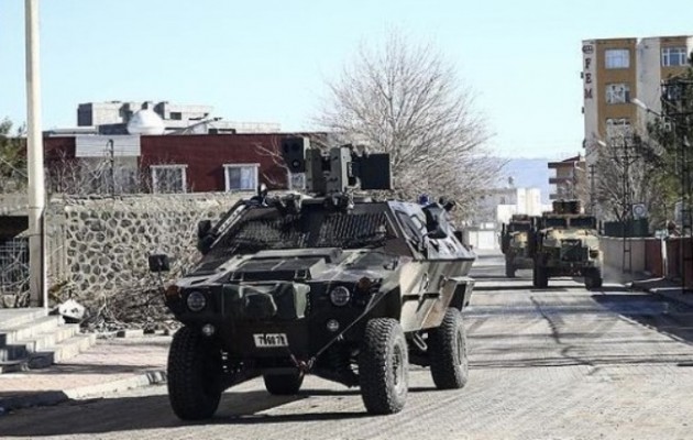 Οι Τούρκοι βομβαρδίζουν την πόλη Ιντίλ στη νοτιοανατολική Τουρκία