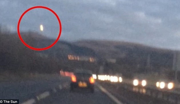 UFO «κυκλοφορεί» στον ουρανό του Εδιμβούργου! (βίντεο)