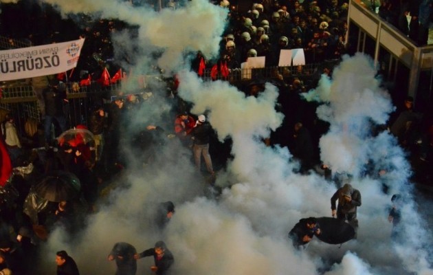 Ο Ερντογάν κατέλαβε την εφημερίδα Zaman – Επεισόδια με διαδηλωτές