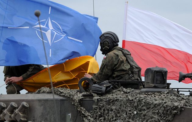 Η Πολωνία περιμένει Ρωσική εισβολή και αυξάνει το στρατό στα σύνορα