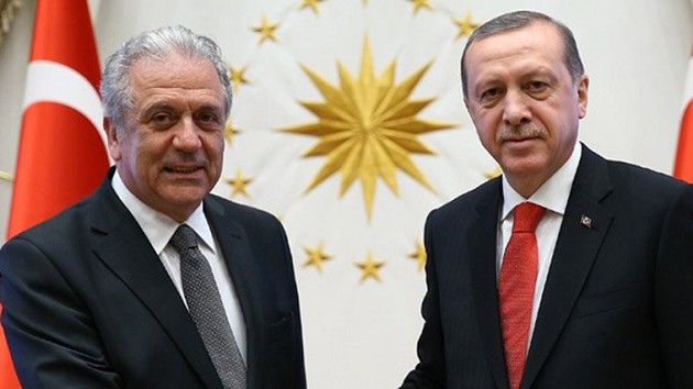 Αβραμόπουλος σε Ερντογάν: Να ανακόψουμε τις παράνομες μεταναστευτικές ροές