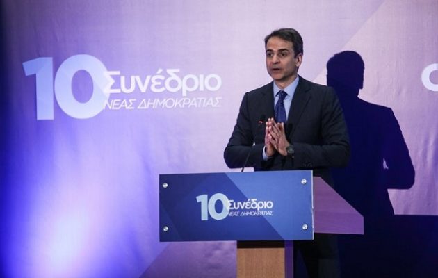 Success story στο Συνέδριο της ΝΔ: Ένας στους τρεις γύρισε την πλάτη στον Κυριάκο