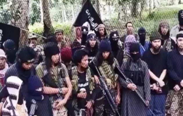 Πολύνεκρη μάχη με το Ισλαμικό Κράτος στις Φιλιππίνες – Στρατιώτες αποκεφαλίστηκαν