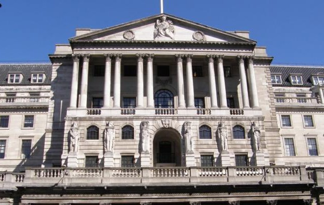 Τράπεζα της Αγγλίας: Οι κίνδυνοι για τη βρετανική οικονομία από ένα Brexit