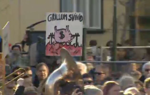 Σείεται η Ισλανδία για παραίτηση του πρωθυπουργού για τα Panama Papers (φωτο + βίντεο)