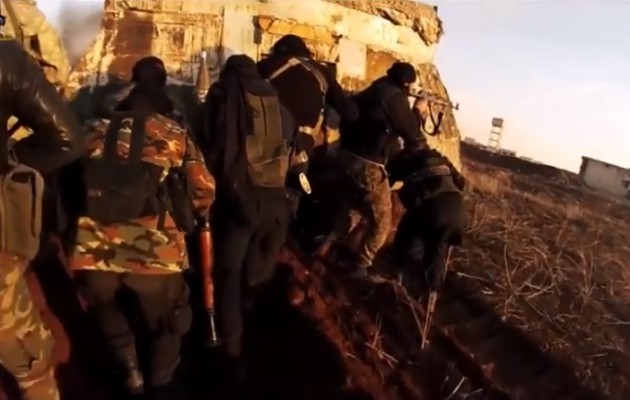 Κάμερα καταγράφει τζιχαντιστές να σκοτώνονται ο ένας πίσω από τον άλλο (βίντεο)
