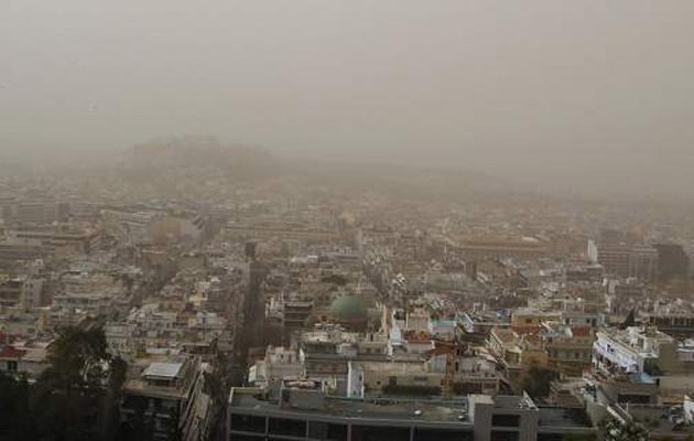 “Θλιμμένος” ο καιρός την Μ. Παρασκευή – Βροχές και αφρικανική σκόνη