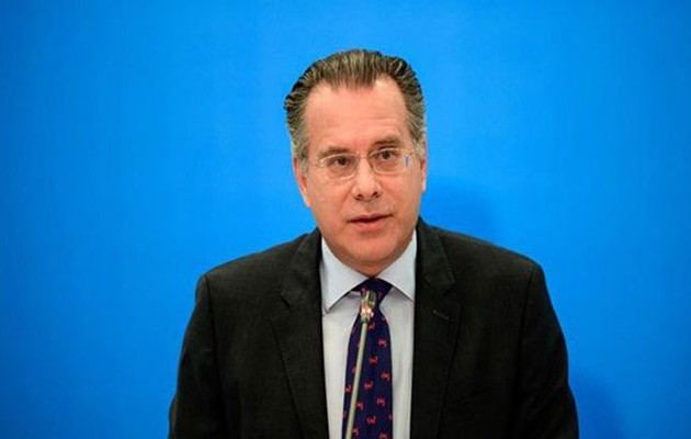 N.Δ.: Το έργο είναι παιγμένο ξανά και ξανά – Η παράσταση δεν κόβει εισιτήρια