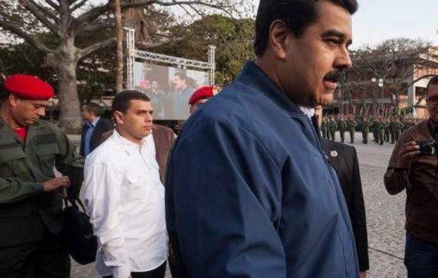 Η Βενεζουέλα ξεμένει και από… χαρτονομίσματα