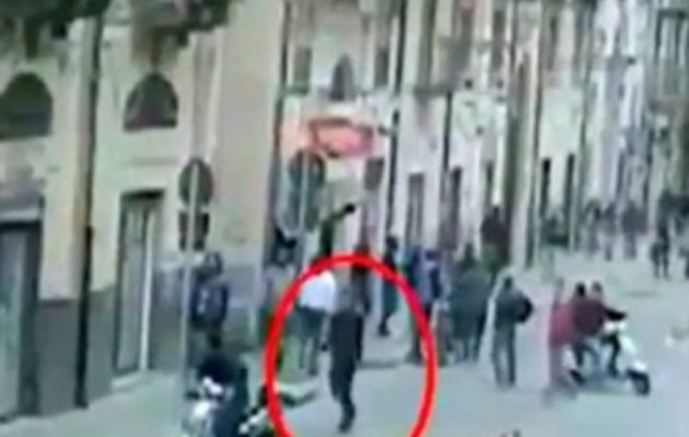 Μαφιόζικα χτυπήματα… μαφιόζων σε πρόσφυγες – μετανάστες