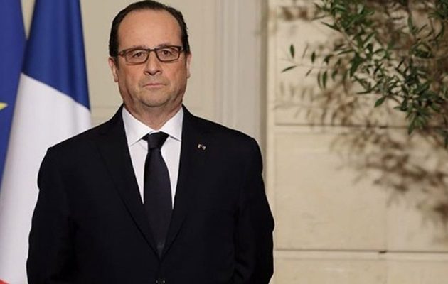 Δημοσκόπηση “γκρεμίζει” την δημοτικότητα του Ολάντ