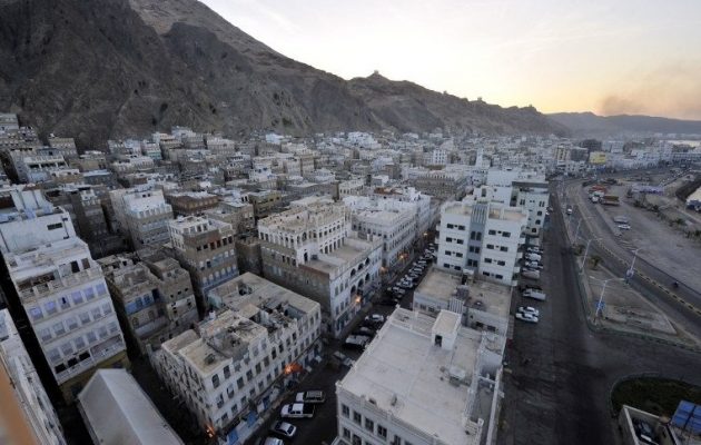 Η Αλ Κάιντα αποχώρησε από λιμάνι στην Υεμένη