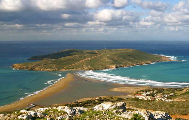 TripAdvisor: Οι ελληνικές παραλίες που ξεχωρίζουν παγκοσμίως για το 2016