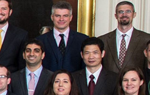 Ποιος είναι ο Έλληνας που βραβεύτηκε από τον Ομπάμα (φωτο)