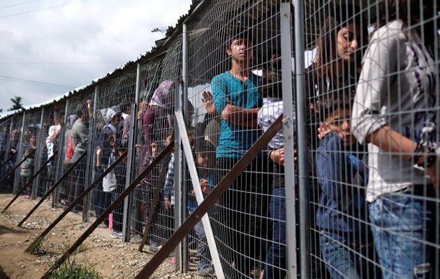 “Η Ελλάδα θα μετατραπεί σε προσφυγικό καταυλισμό της Ευρωπαϊκής Ένωσης”