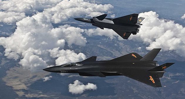 Η Κίνα προετοιμάζεται για κανονικό πόλεμο έναντι “οιασδήποτε” απειλής