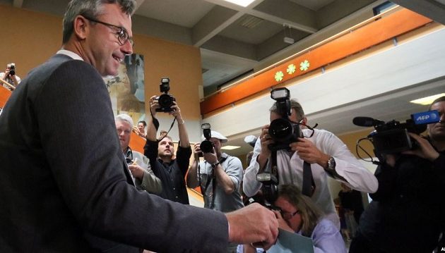 Τη Δευτέρα θα ξέρουν οι Αυστριακοί αν θα έχουν ακροδεξιό πρόεδρο