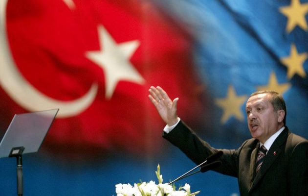 Η Ευρωπαϊκή Επιτροπή ανοίγει το δρόμο στους Τούρκους προς την Ευρώπη
