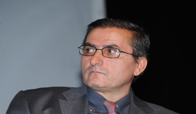 Μητράκος: Θετικό σοκ για την οικονομία η συζήτηση για το χρέος