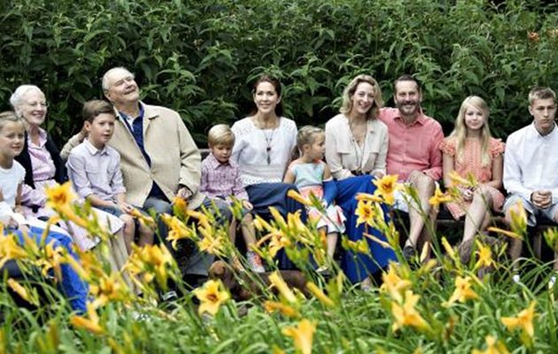 Η Βουλή της Δανίας κόβει τους μισθούς της βασιλικής οικογένειας